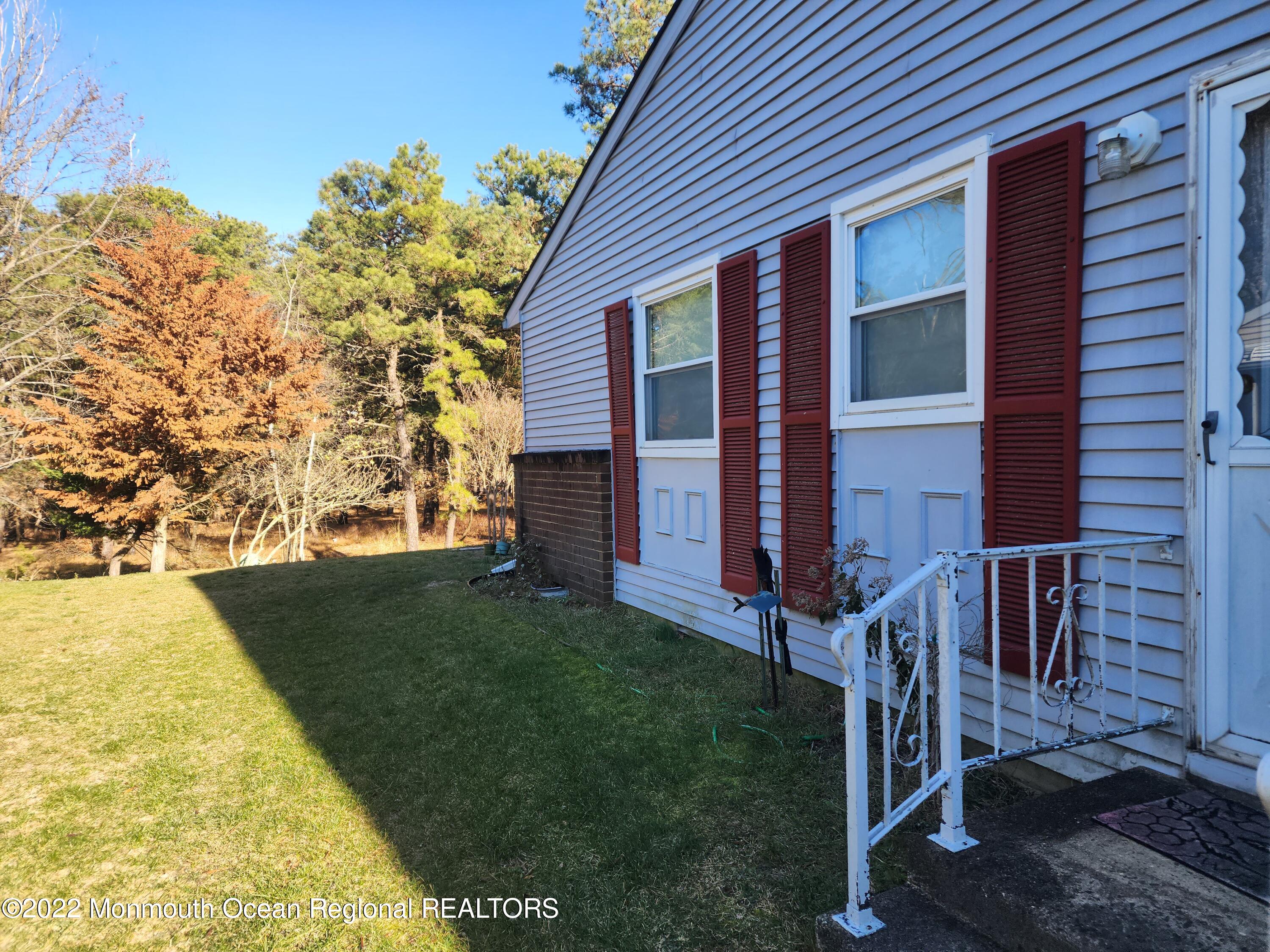 45A Sunset Road, Unit A Whiting, NJ 08759 - Photo 3 of 23 20221122_132734