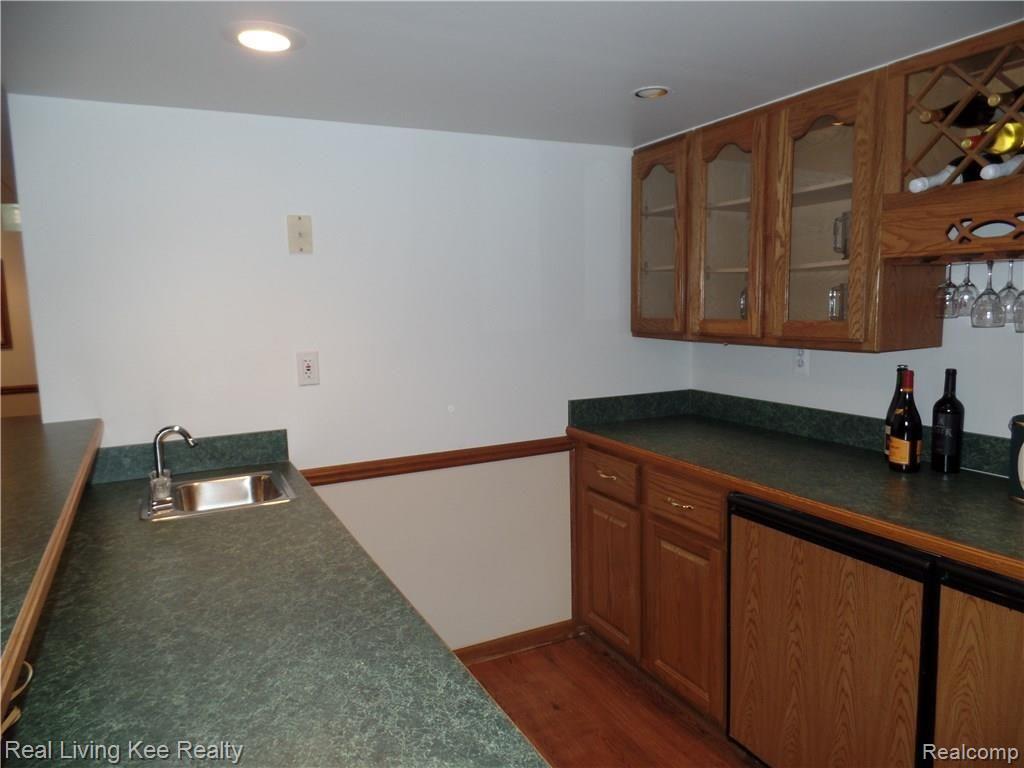 1810 Snowden Circle Rochester Hills, MI 48306 - Photo 41 of 46