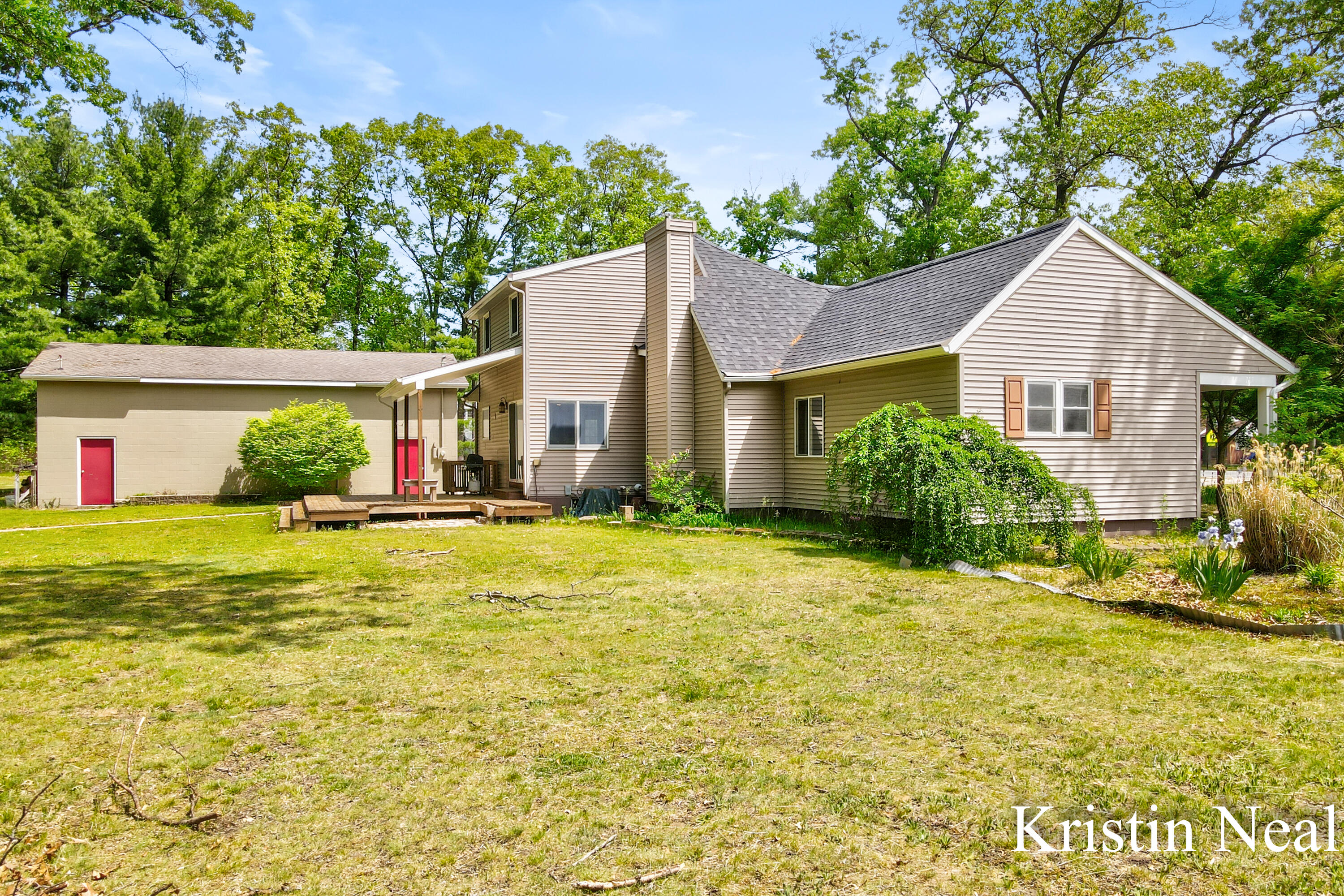673 South Wolf Lake Road Muskegon, MI 49442 - Photo 6 of 56 Kristin Neal - 673 S Wolf Lake Drive (56