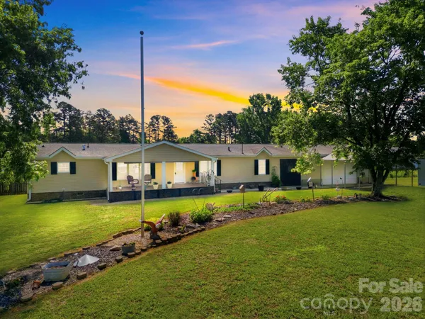 $259,900 | 165 Grand Oaks Drive, Rockwell, NC 28138