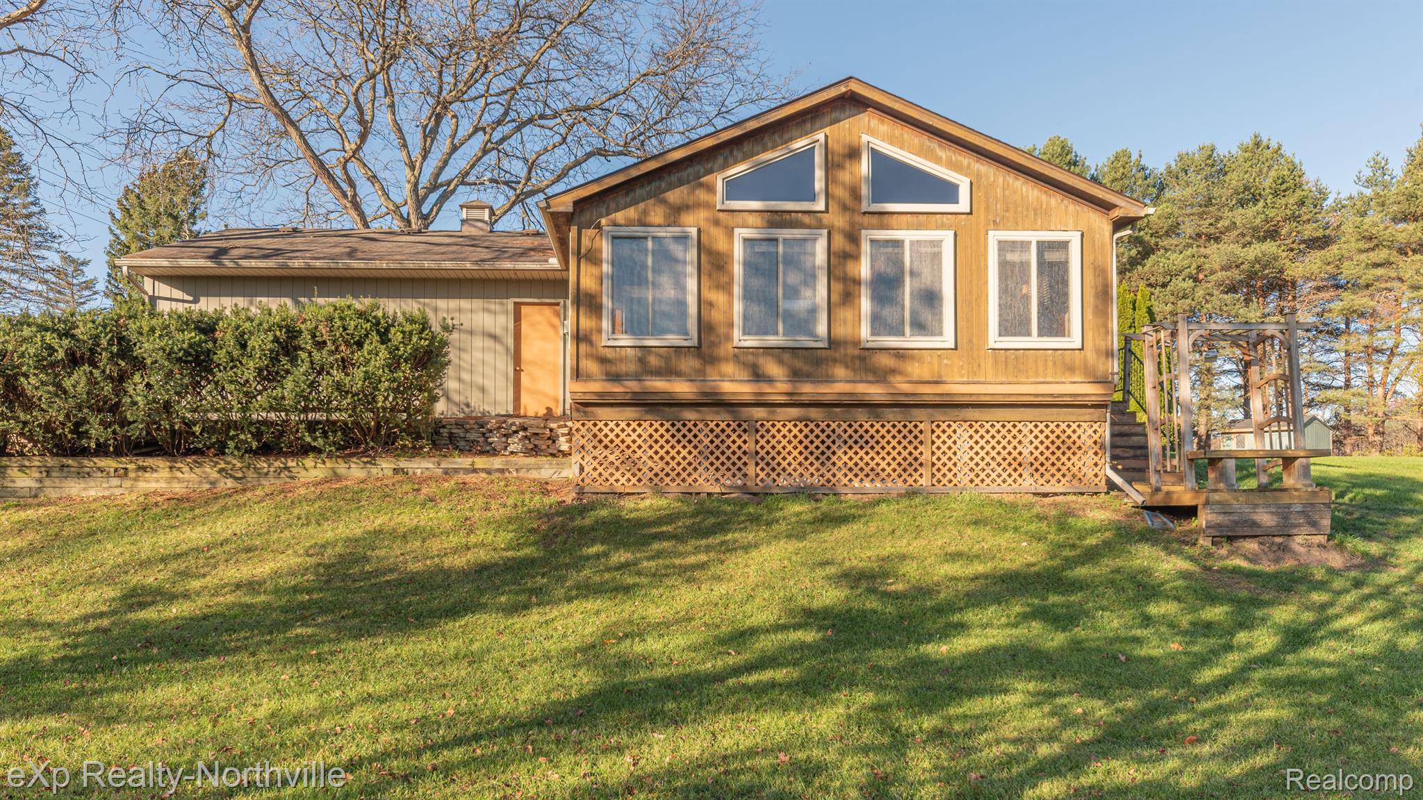9457 Bergin Road Howell, MI 48843 - Photo 10 of 60 Gallery Image 10