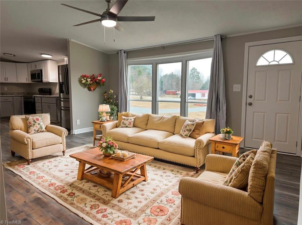 426 Frank Hulin Road Lexington, NC 27295 - Photo 10 of 24 Virtually Staged Living room
