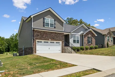 $345,000 | 2280 Colston Drive, Clarksville, TN 37042