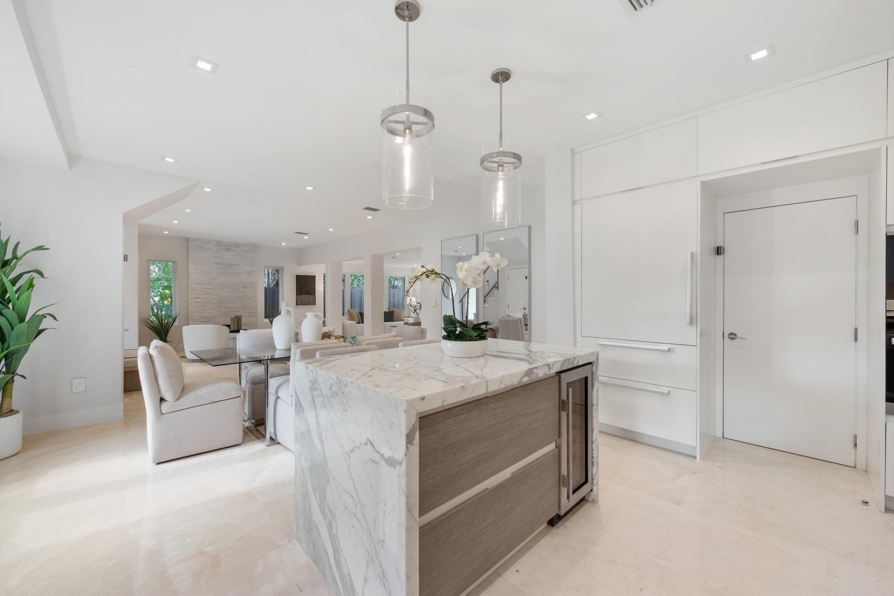 775 West 49th Street Miami Beach, FL 33140 - Photo 12 of 46 12-775 W 49th Street Miami Beach, FL-218