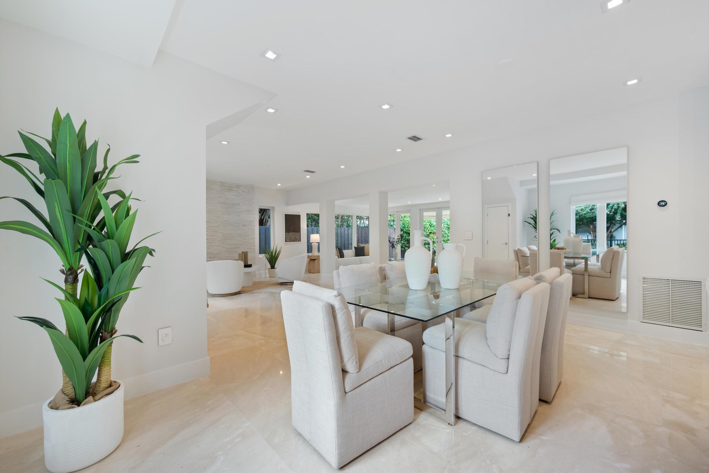 775 West 49th Street Miami Beach, FL 33140 - Photo 15 of 46 15-775 W 49th Street Miami Beach, FL-214