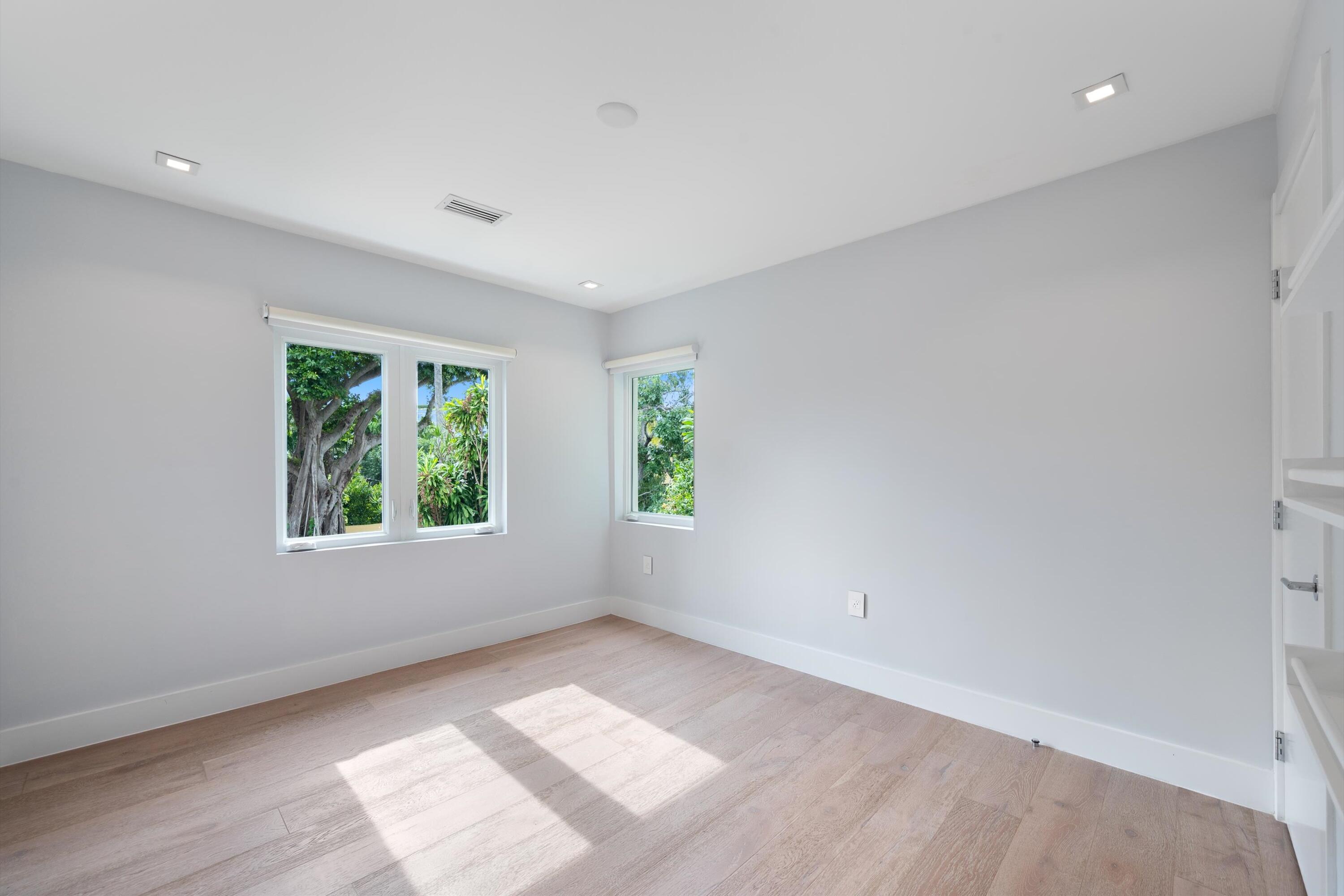 775 West 49th Street Miami Beach, FL 33140 - Photo 30 of 46 30-775 W 49th Street Miami Beach, FL-200