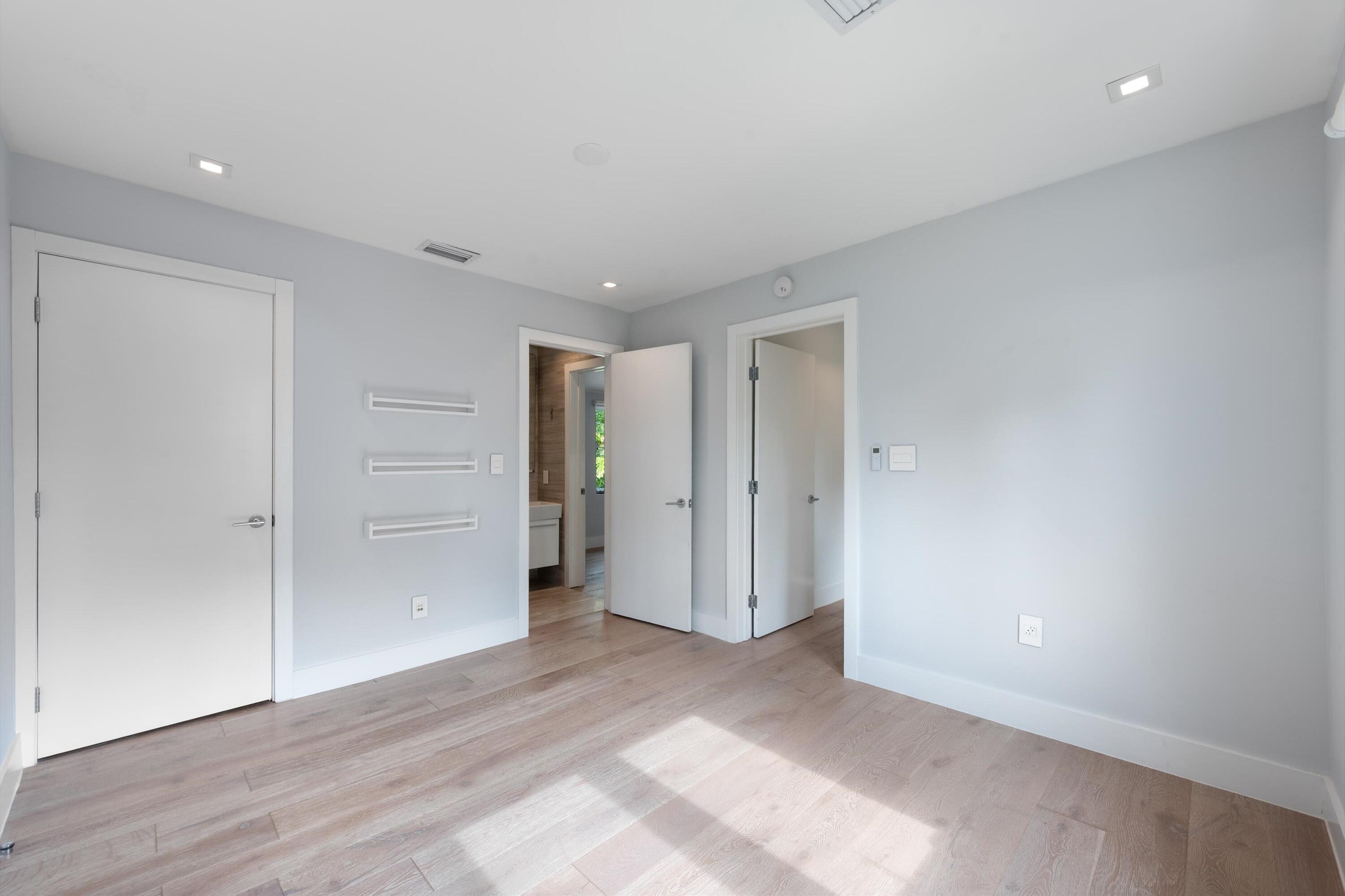 775 West 49th Street Miami Beach, FL 33140 - Photo 31 of 46 31-775 W 49th Street Miami Beach, FL-201