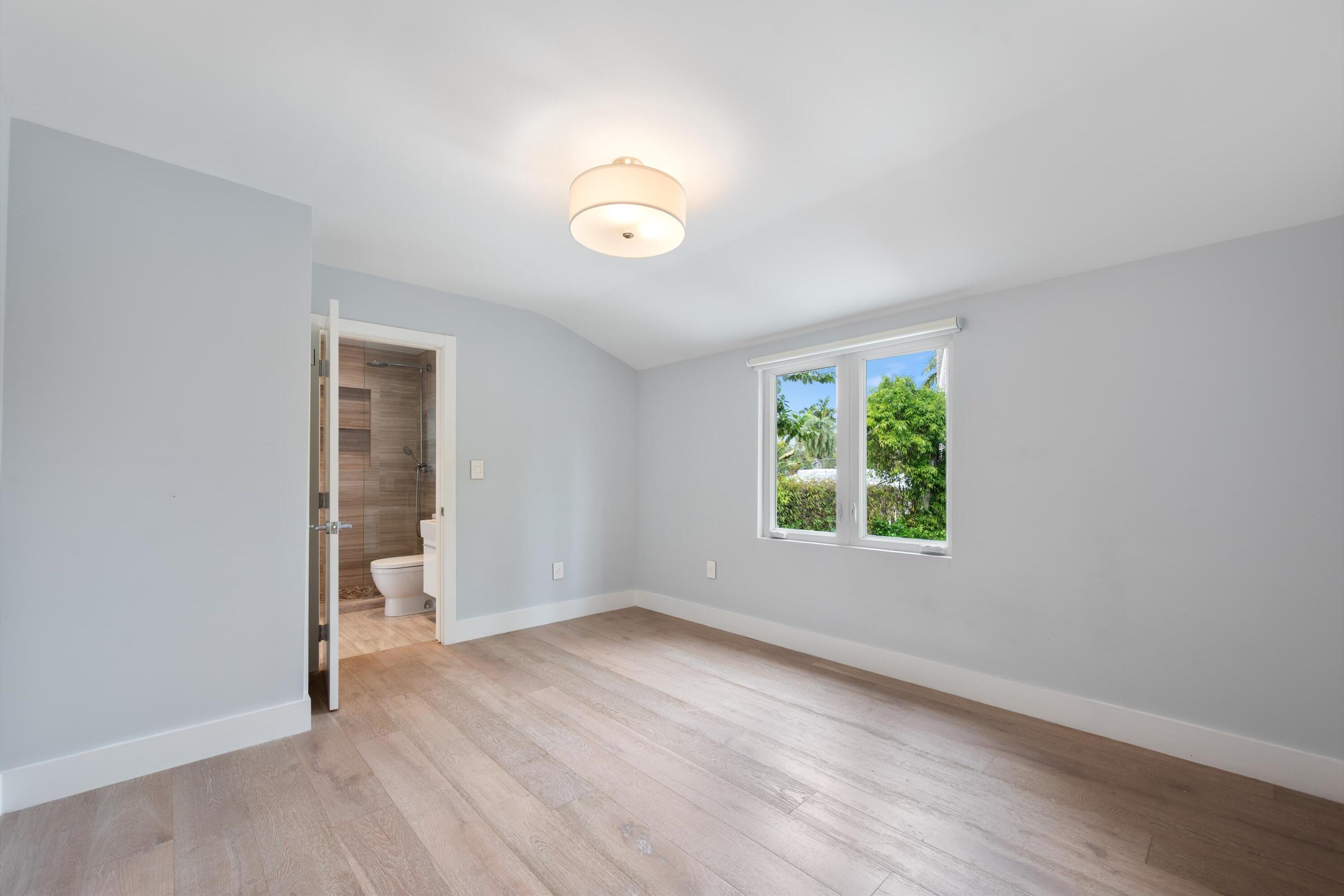 775 West 49th Street Miami Beach, FL 33140 - Photo 35 of 46 35-775 W 49th Street Miami Beach, FL-205