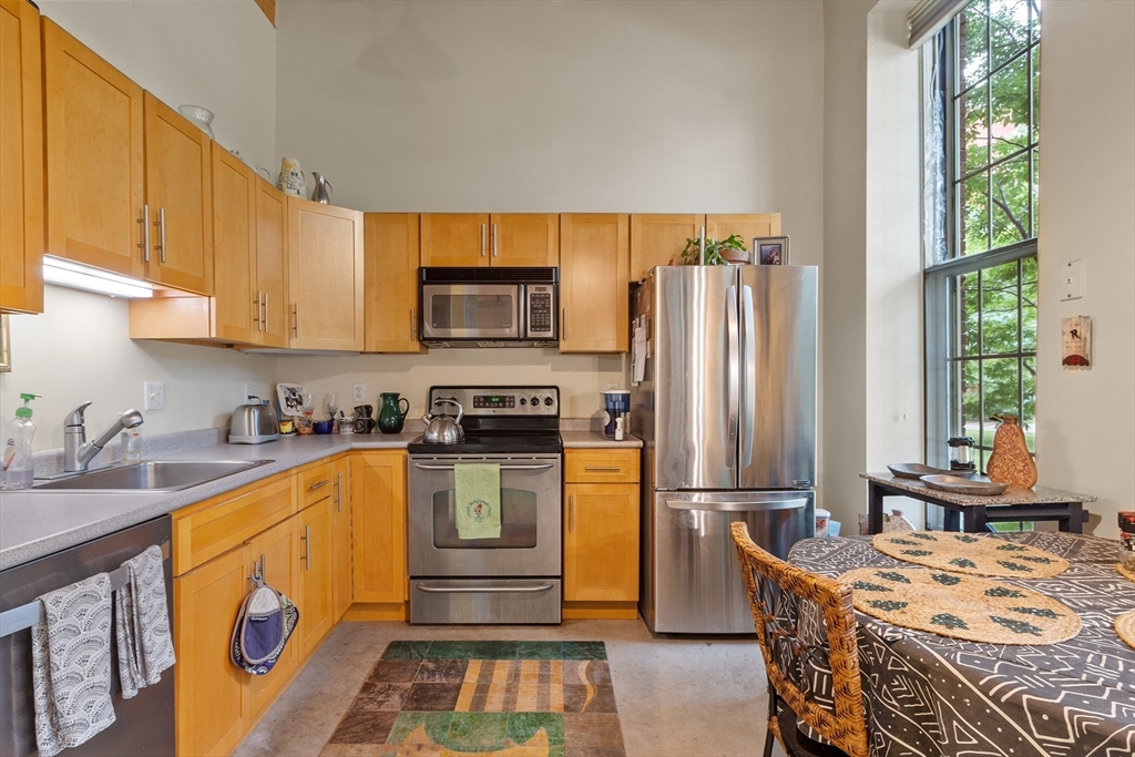 35 Riverwalk Way, Unit R115 Lowell, MA 01854 - Photo 15 of 29