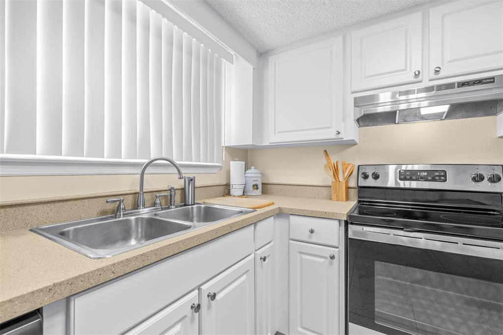 2944 Morgan Combee Road Lakeland, FL 33801 - Photo 15 of 43