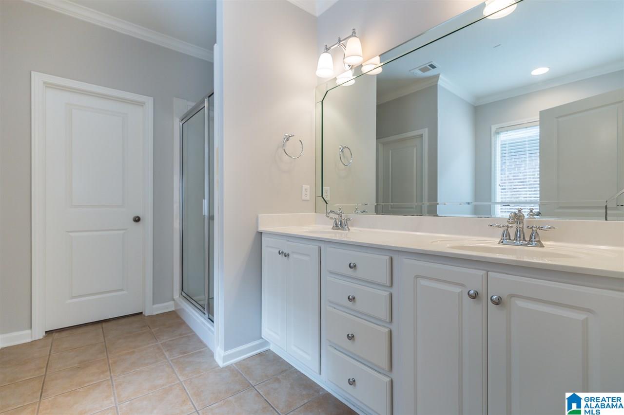 4063 Highland Ridge Road Hoover, AL 35242 - Photo 10 of 31