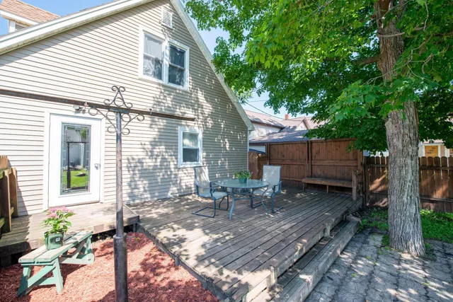 $169,800 | 202 Silver Street East, Mapleton, MN 56065