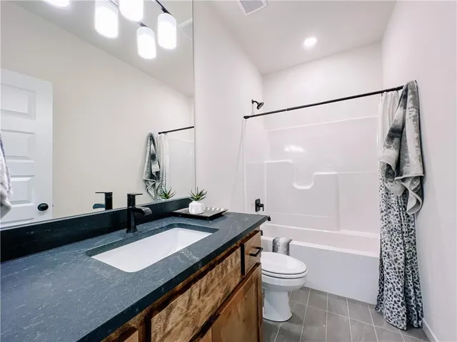 $638,000 | 2700 Northeast Wheatley Drive, Blue Springs, MO 64029