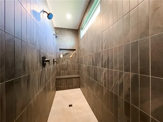 $638,000 | 2700 Northeast Wheatley Drive, Blue Springs, MO 64029