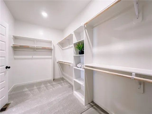 $638,000 | 2700 Northeast Wheatley Drive, Blue Springs, MO 64029