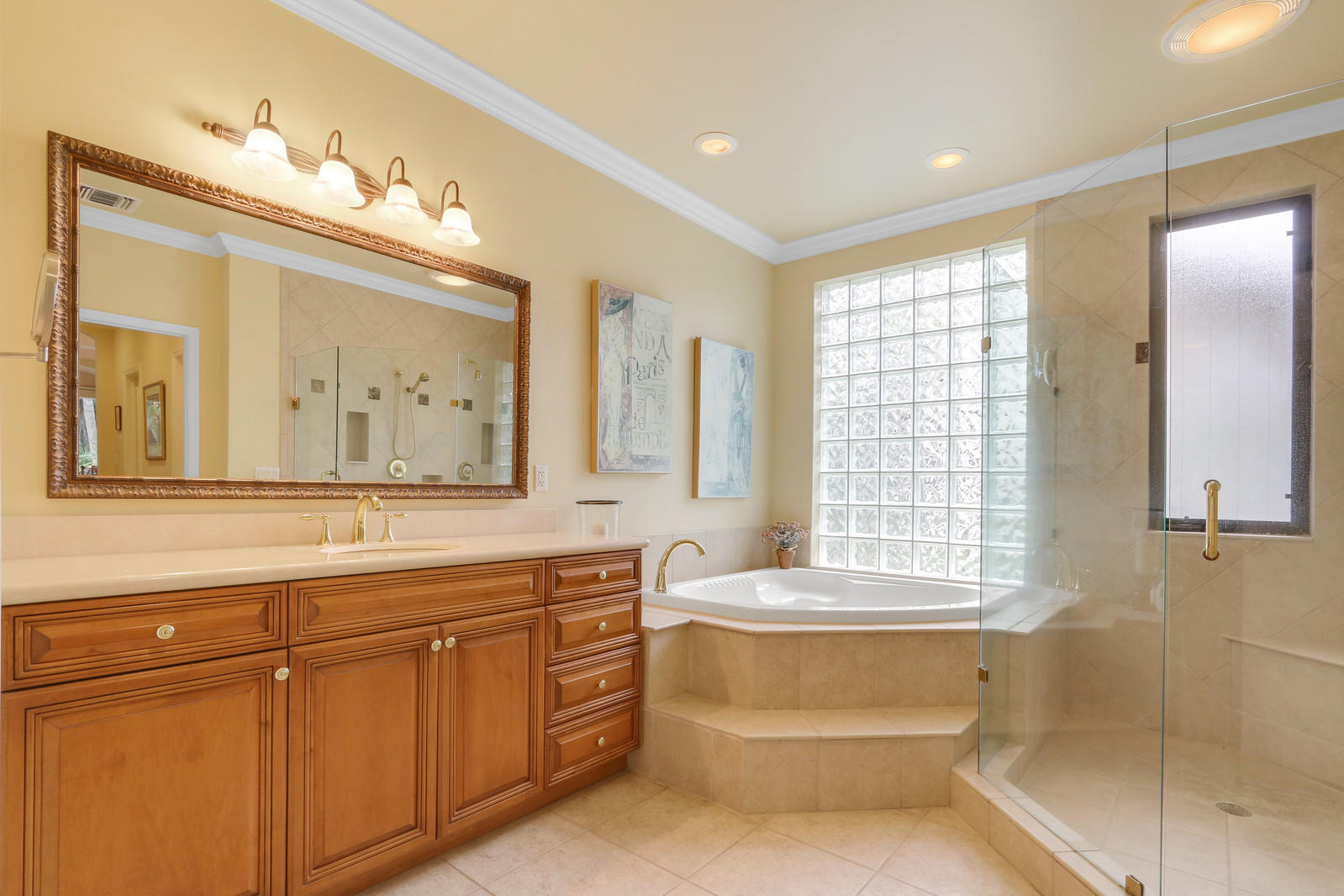 3765 Kings Way Boca Raton, FL 33434 - Photo 16 of 37 master bathroom