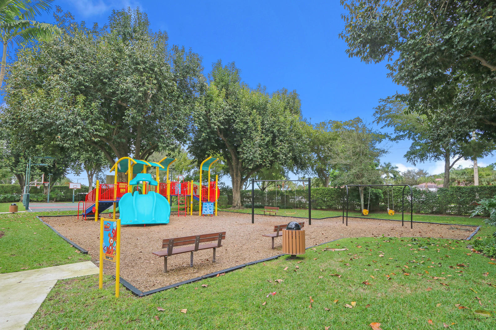 3765 Kings Way Boca Raton, FL 33434 - Photo 35 of 37 playground
