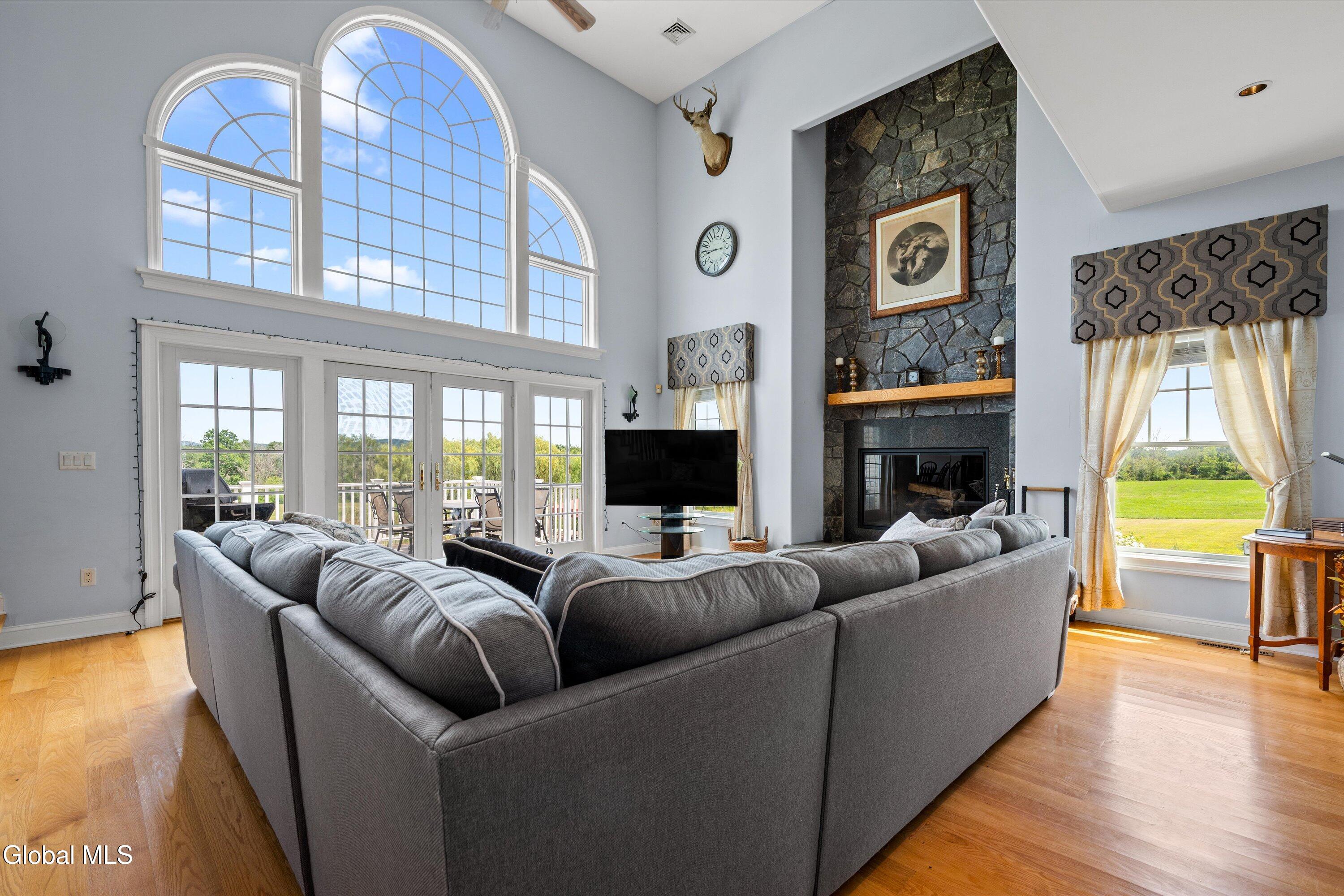 85 Harris Road Northumberland, NY 12871 - Photo 6 of 46 Living Room