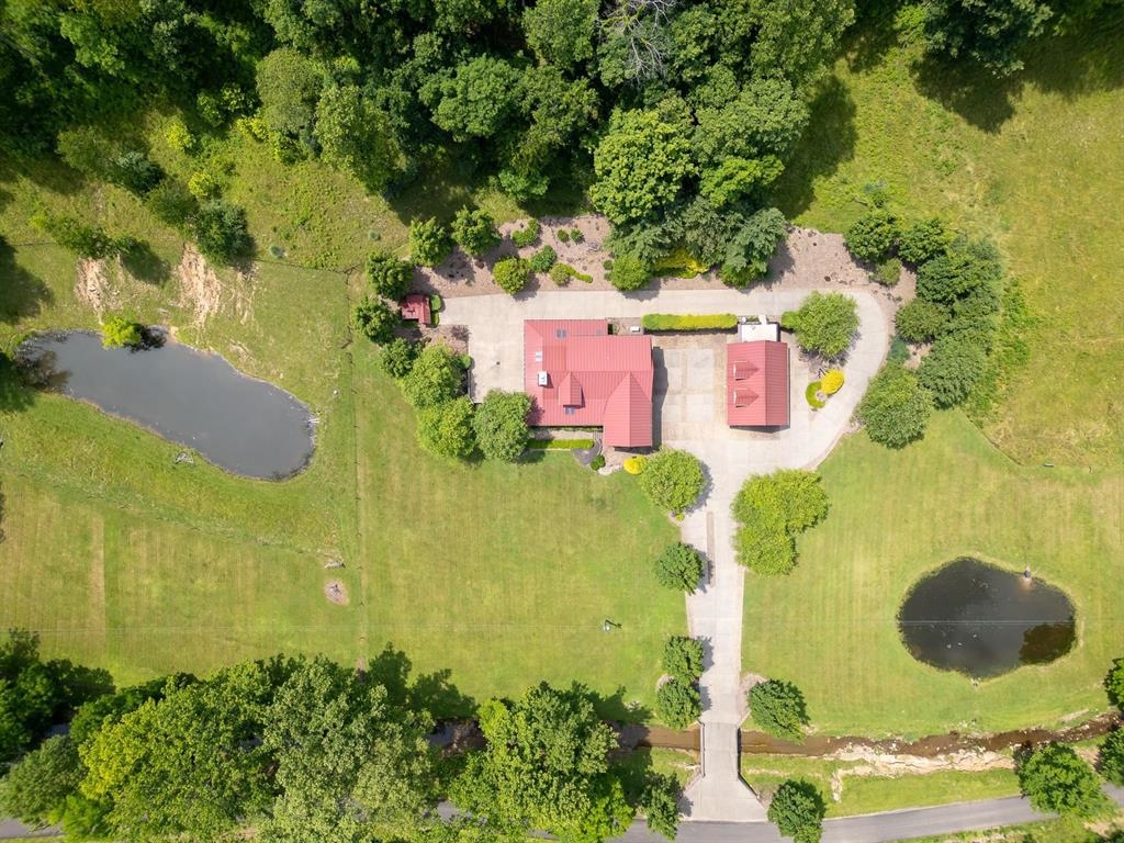 1029 Trace Creek Road Salt Rock, WV 25559 - Photo 4 of 32