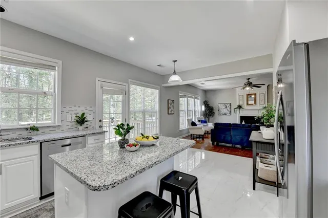 $585,000 | 623 Friars Head Court Northeast, Suwanee, GA 30024