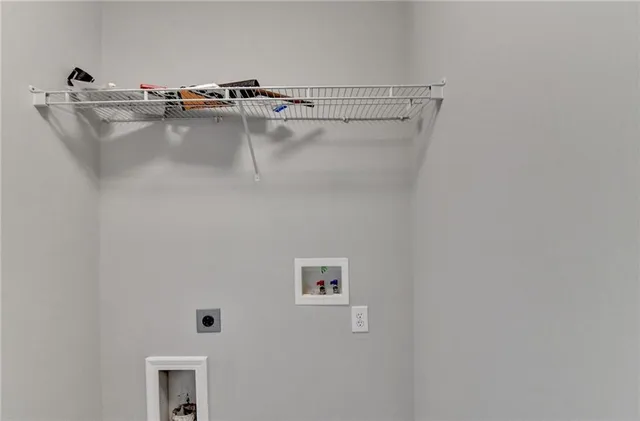 $585,000 | 623 Friars Head Court Northeast, Suwanee, GA 30024