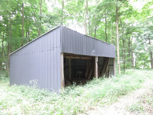 $165,000 | 400 South 1200th West, Parker City, IN 47368