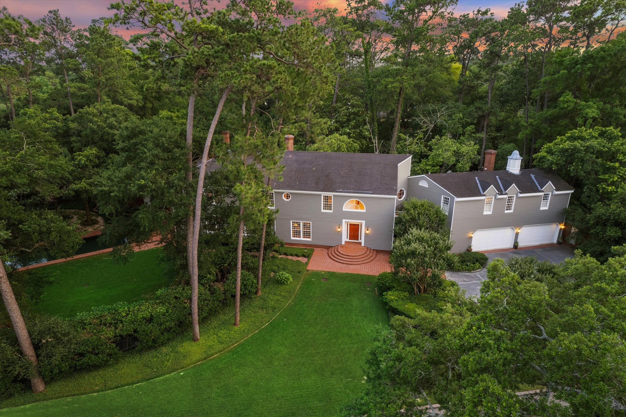 3971 Inverness Drive Houston, TX 77019 - Photo 2 of 50 an aerial view of a house with a yard