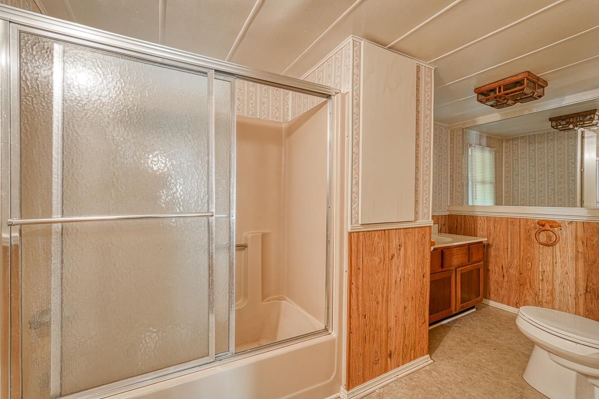 2230 Old Hills Bridge Road Enoree, SC 29335 - Photo 18 of 35