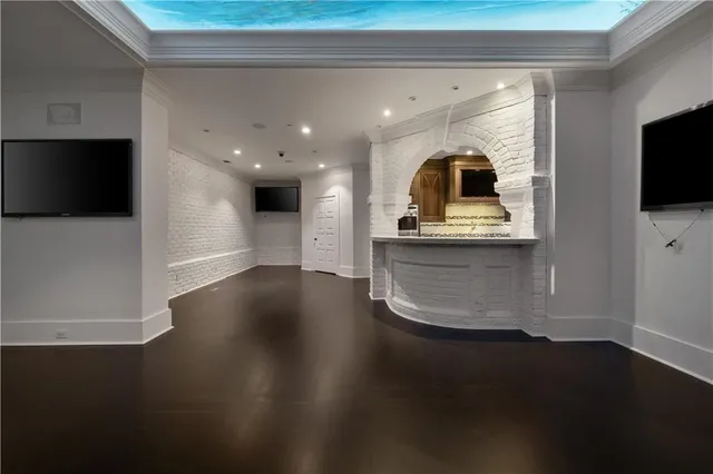 $6,000,000 | Undisclosed Address, Atlanta, GA 30327