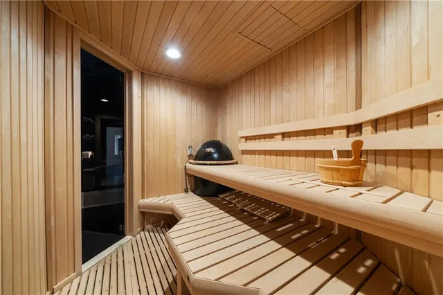 $6,000,000 | Undisclosed Address, Atlanta, GA 30327