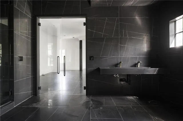 $6,000,000 | Undisclosed Address, Atlanta, GA 30327