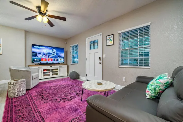 $2,999 | 113 West Adalee Street, Tampa, FL 33603