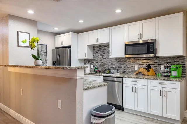 $2,999 | 113 West Adalee Street, Tampa, FL 33603