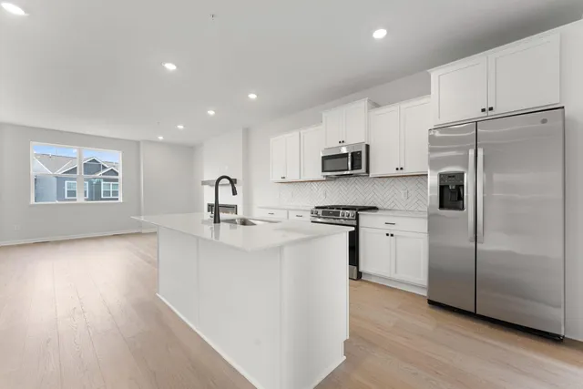 $352,990 | 2906 Kepler Avenue Northeast, St. Michael, MN 55376