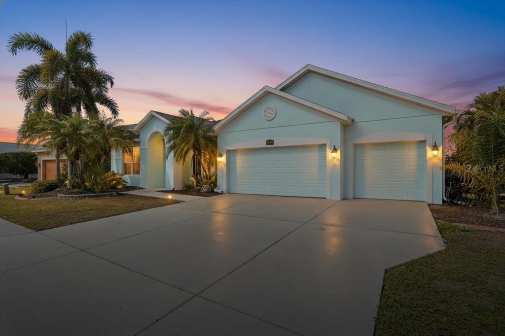 11547 Walden Loop Parrish, FL 34219 - Photo 4 of 68