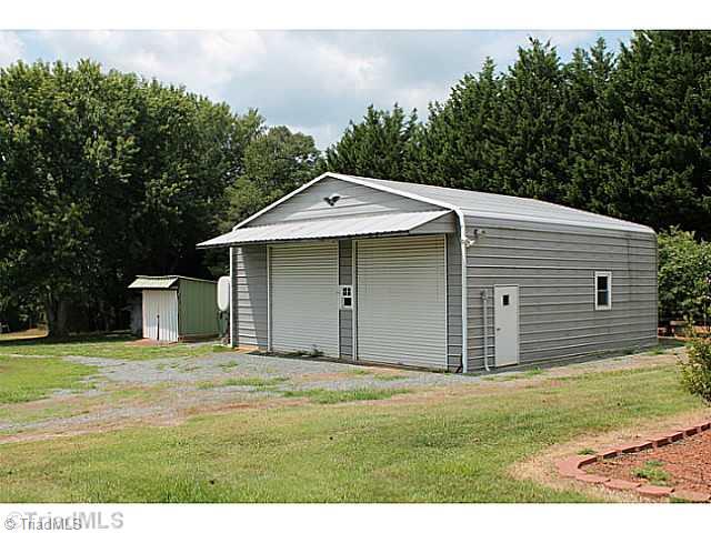 687 West Dalton Road King, NC 27021 - Photo 4 of 13 Parking Lot/Garage. Detached Garage
