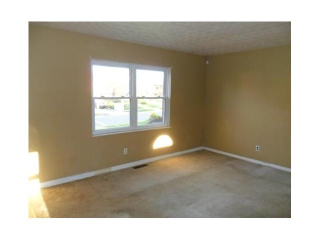3317 Quaker Road Columbus, OH 43207 - Photo 4 of 10 Gallery Image 4