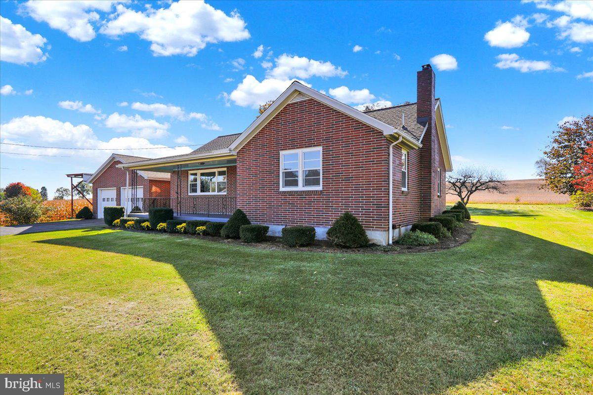 903 Schappell Road Hamburg, PA 19526 - Photo 5 of 43 Gallery Image 5