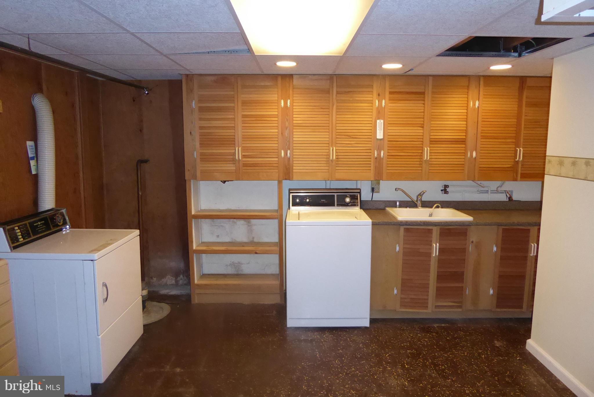 1218 Redcliffe Road Catonsville, MD 21228 - Photo 17 of 18 Basement Level-Laundry/Utility Room-View
