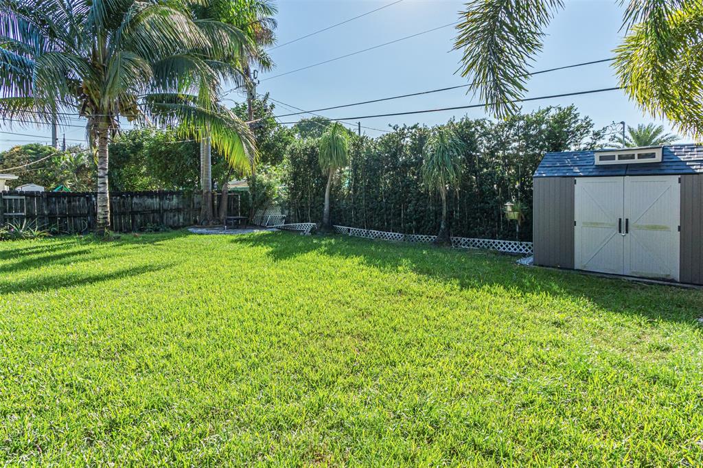 6430 Harding Street Hollywood, FL 33024 - Photo 22 of 24 Spacious yard with sshed