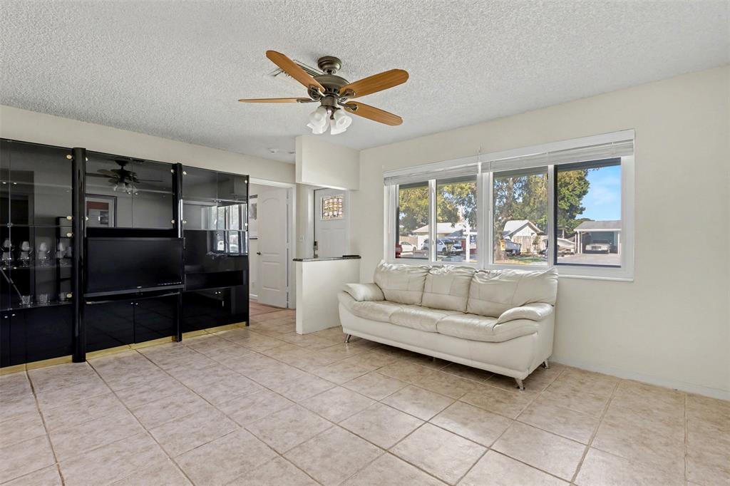 6430 Harding Street Hollywood, FL 33024 - Photo 5 of 24