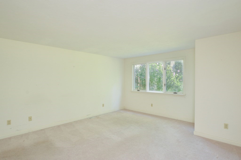 3 Kettle Lane, Unit 3 Mashpee, MA 02649 - Photo 16 of 30 an empty room with a window