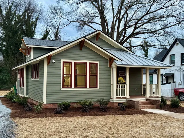 $2,295 | 2301 Celia Avenue, Charlotte, NC 28216