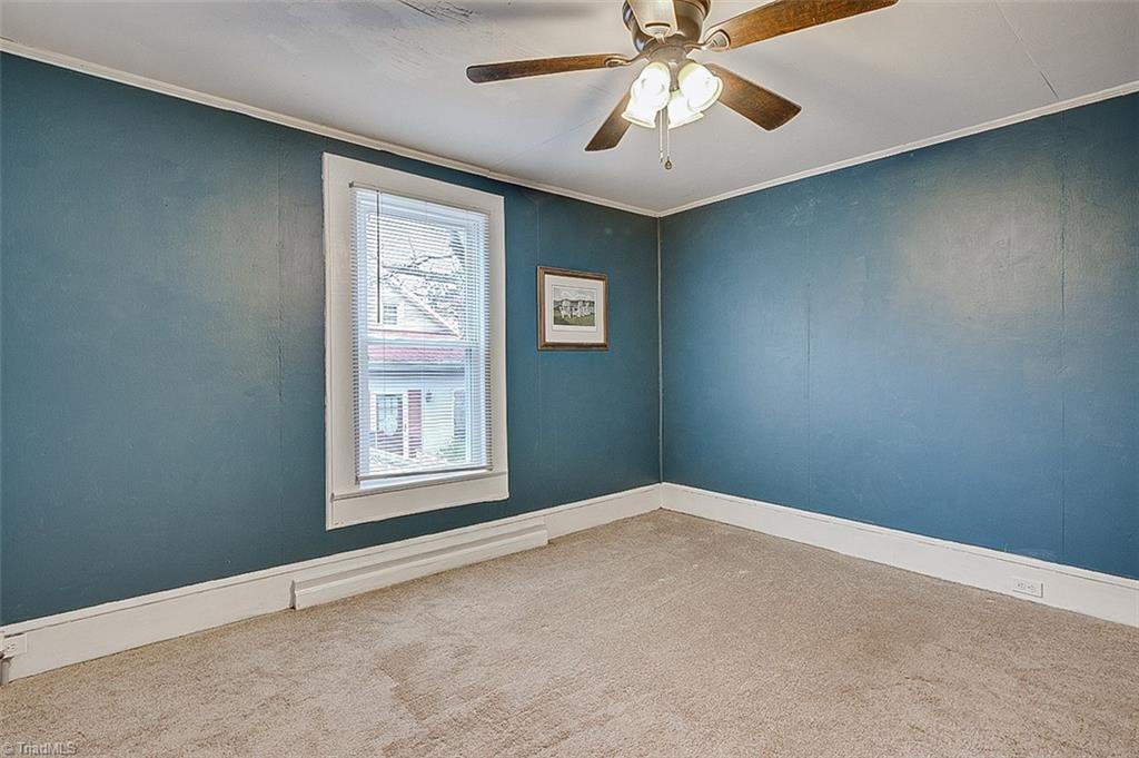 131 North Middleton Street Robbins, NC 27325 - Photo 26 of 41