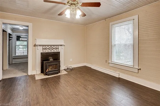 $250,000 | 131 North Middleton Street, Robbins, NC 27325