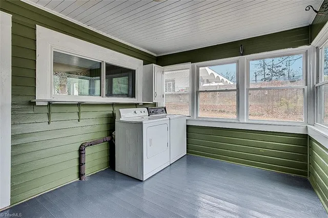 $250,000 | 131 North Middleton Street, Robbins, NC 27325