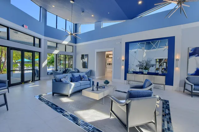 $199,000 | 6675 South Oriole Boulevard, Unit 4030, Delray Beach, FL 33446