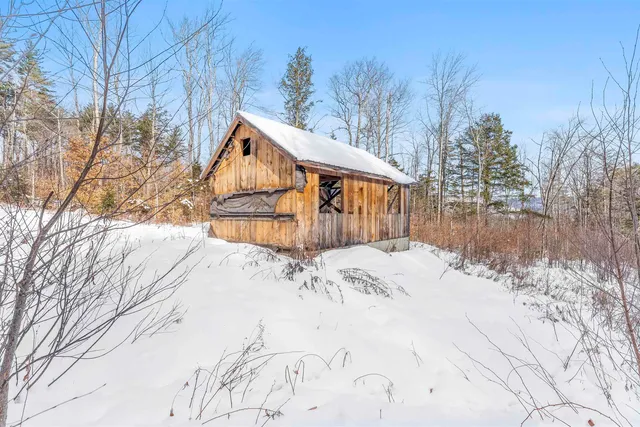 $379,000 | 101 Catherine Road, Jamaica, VT 05343