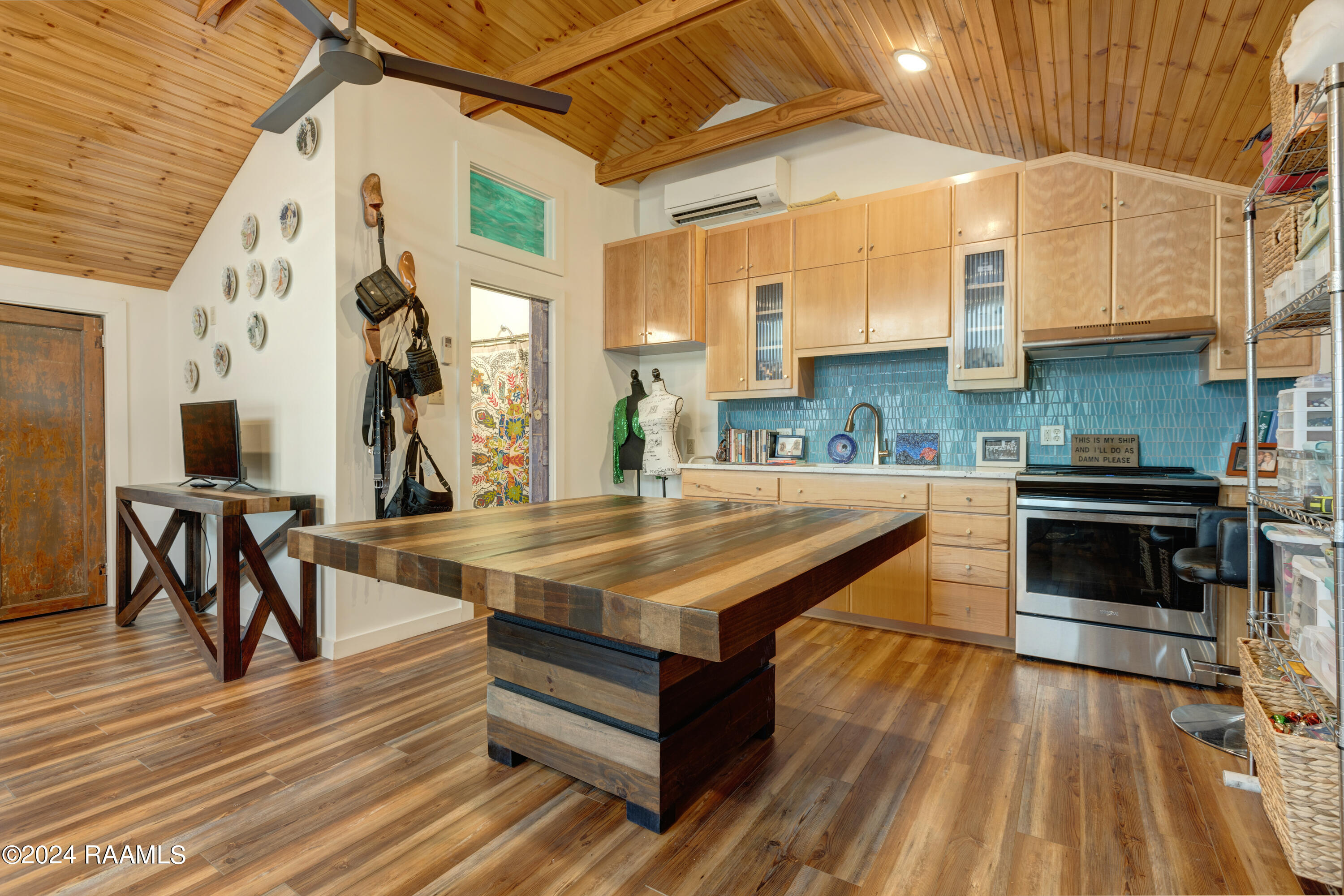 121 Jackson Street Lafayette, LA 70501 - Photo 19 of 25 121 Jackson St Lafayette -26