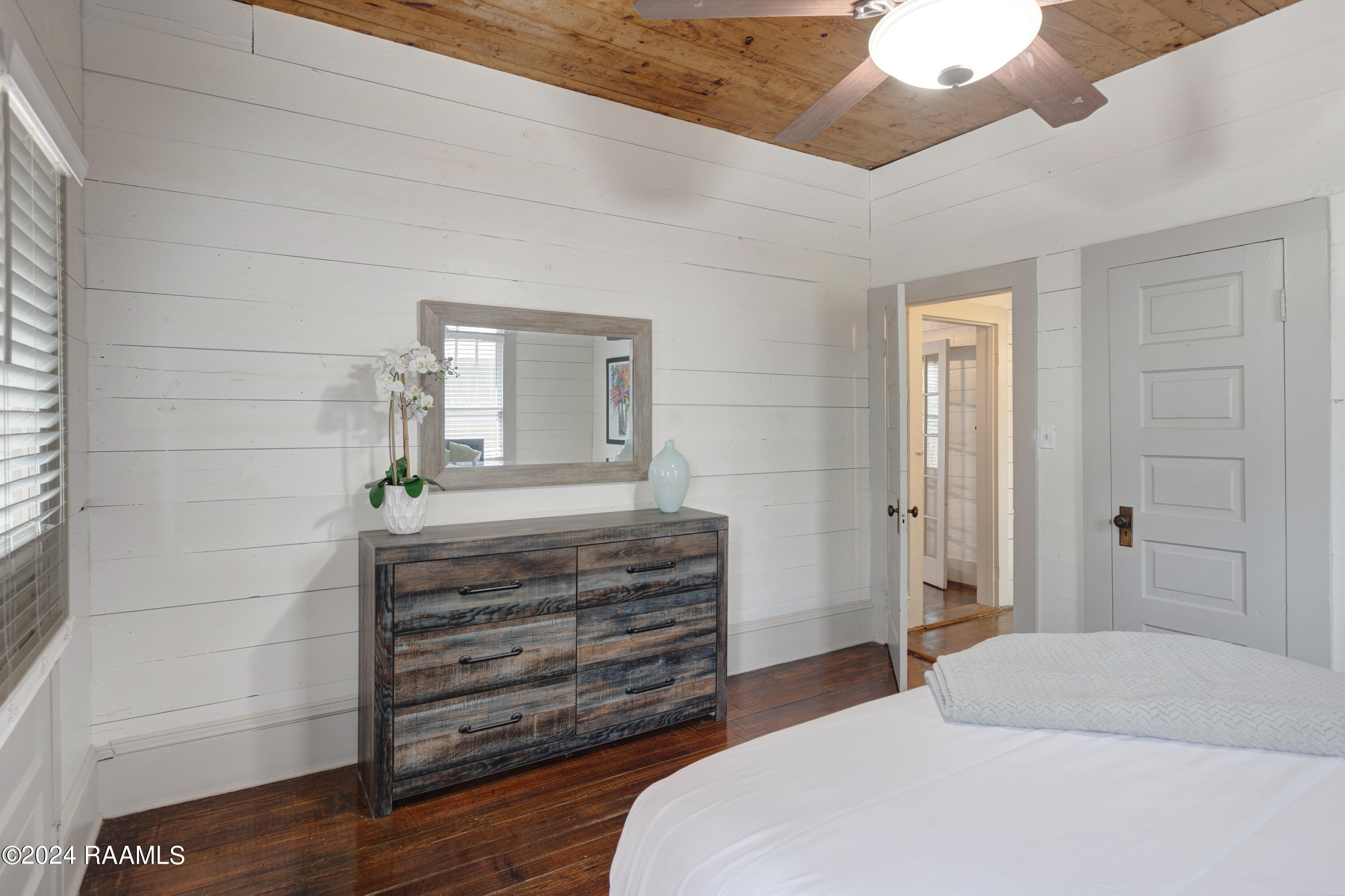 121 Jackson Street Lafayette, LA 70501 - Photo 9 of 25 121 Jackson St Lafayette -11